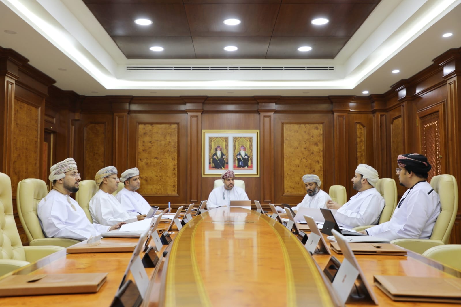 صورة مناقصات.jpg
